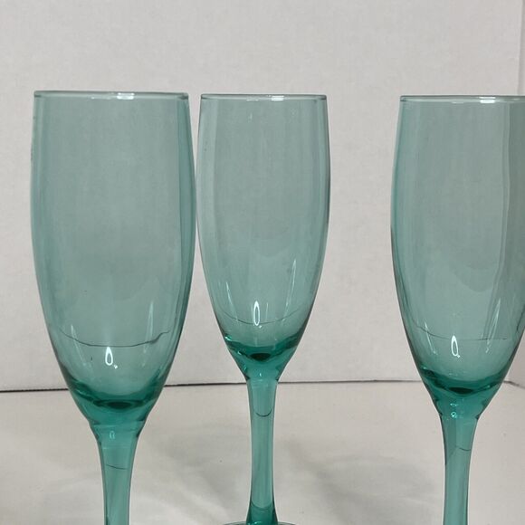 Luminarc France Teal Champagne Flutes 3 - Picture 5 of 8